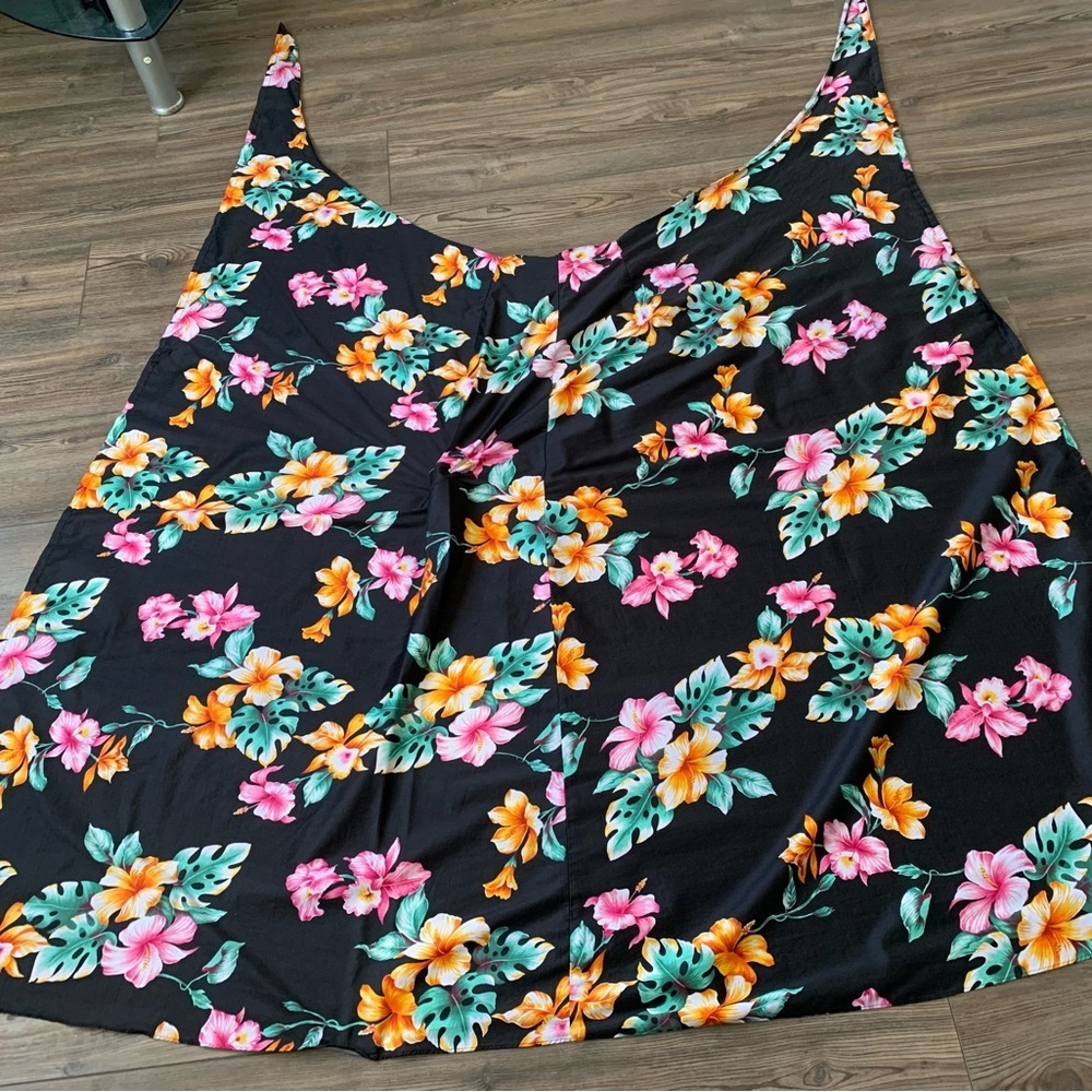 Hawaiian sarong